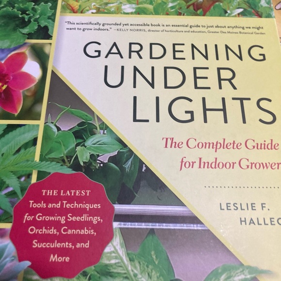 Garden under lights -book - Picture 1 of 6